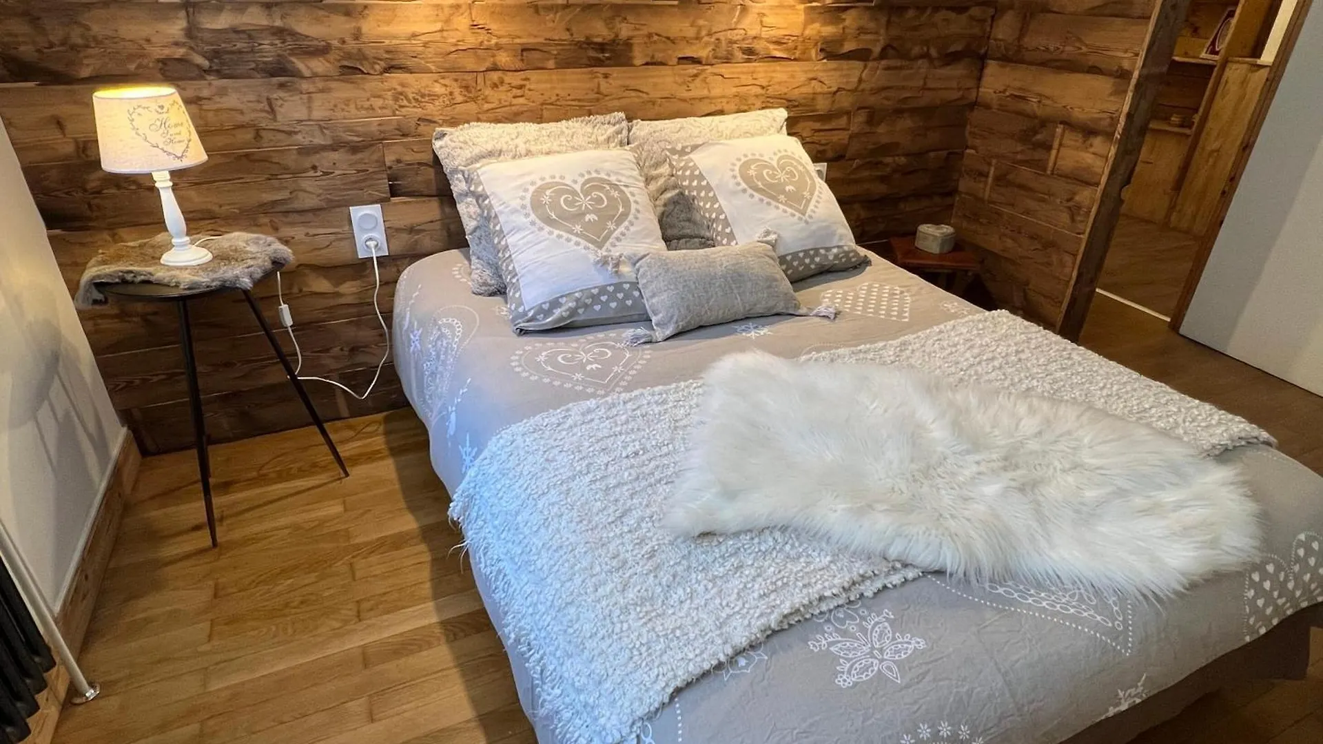 La Dorbluche Duplex Apartment 10-11 Person Longefoy 0*,  France