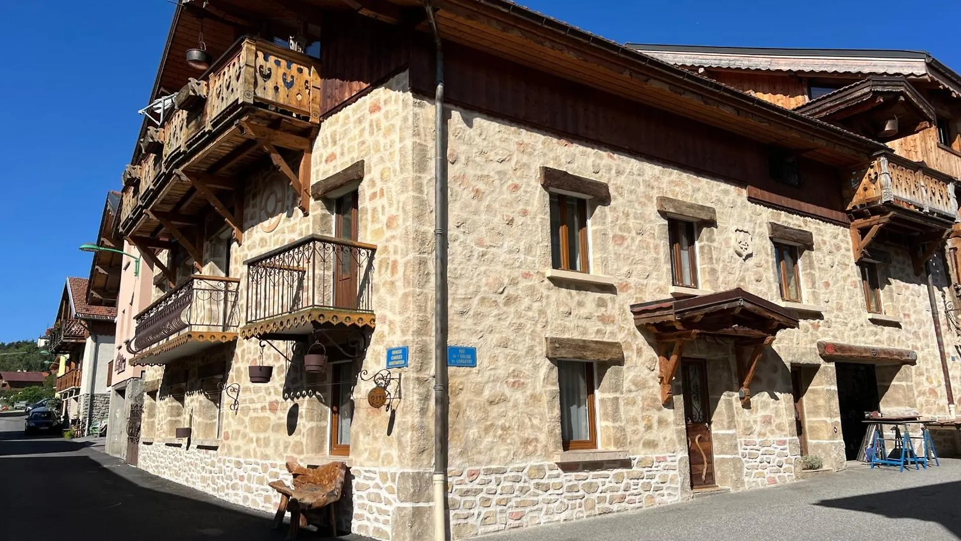 La Dorbluche Duplex Apartment 10-11 Person Longefoy France