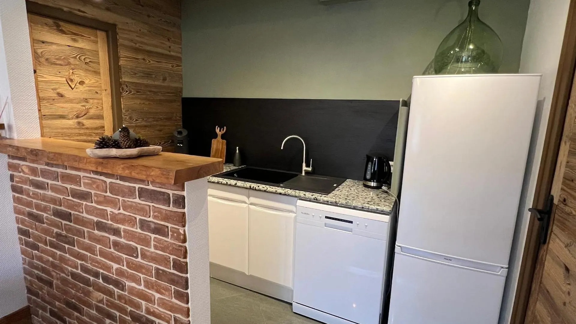 La Dorbluche Duplex Apartment 10-11 Person Longefoy 0*,  France