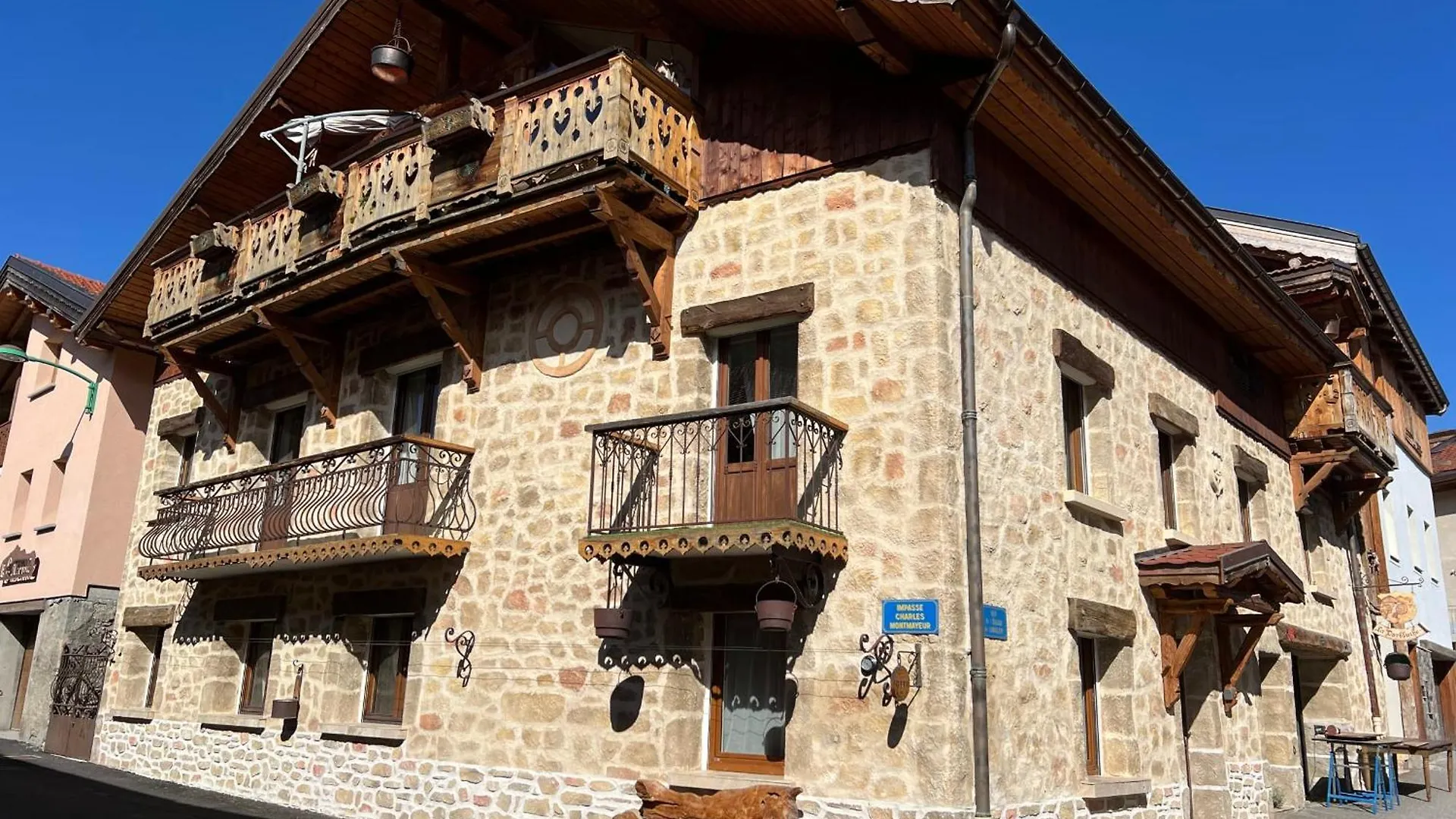 La Dorbluche Duplex Apartment 10-11 Person Longefoy